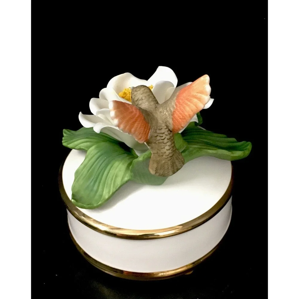 Hummingbird Flower Music Box - Works